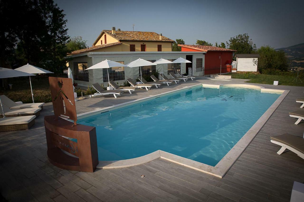 Agriturismo le Capannacce Urbania Exterior foto
